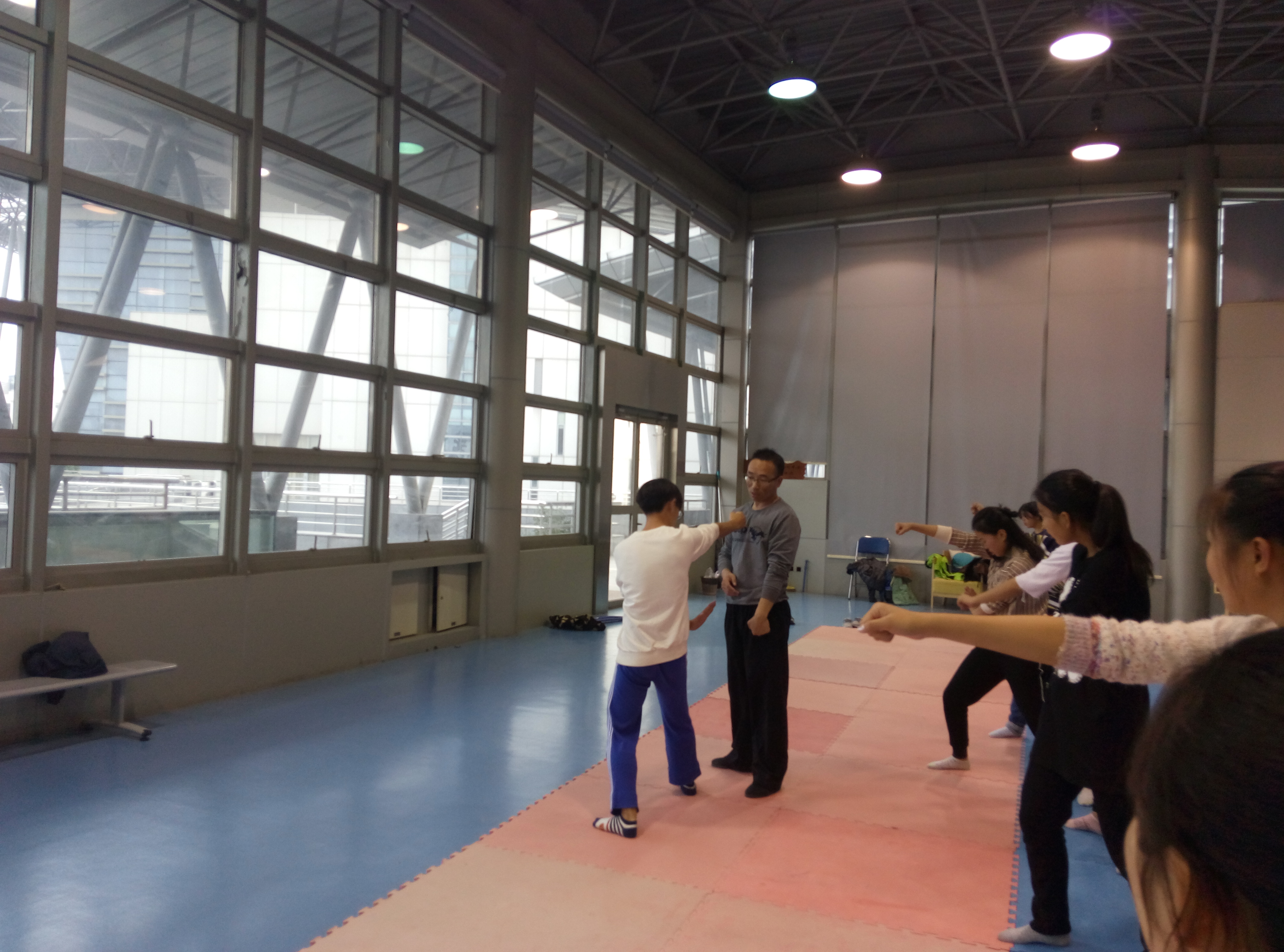 梅师华老师为常熟理工学院进行截拳道教学指导