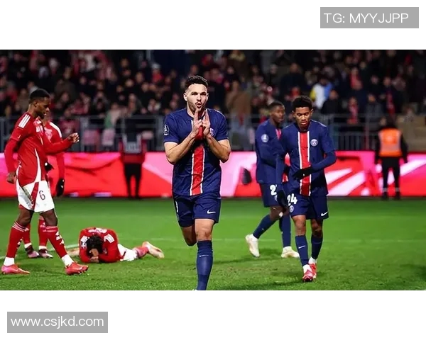 摩纳哥主场告负，遭受法甲赛季首败，巴黎圣日耳曼继续领跑积分榜